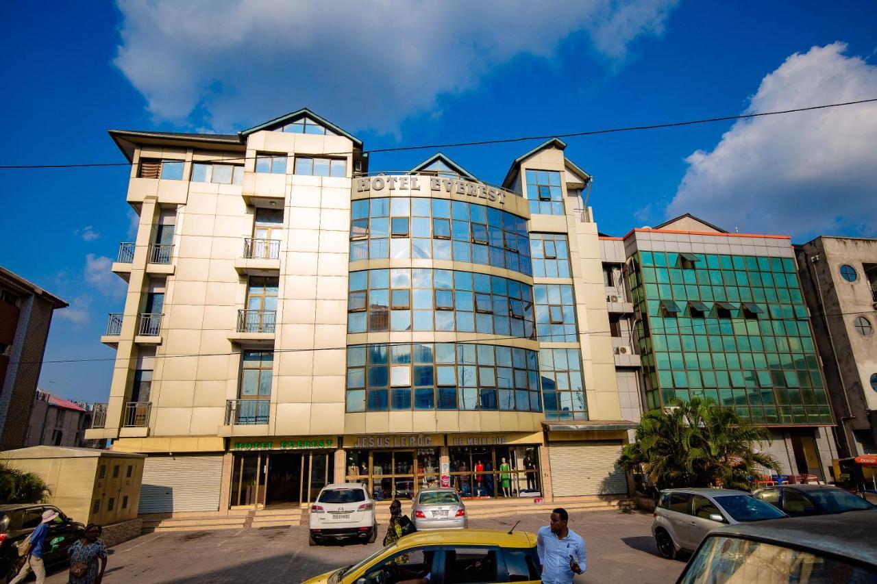 Hotel Everest Rd Congo Киншаса Екстериор снимка